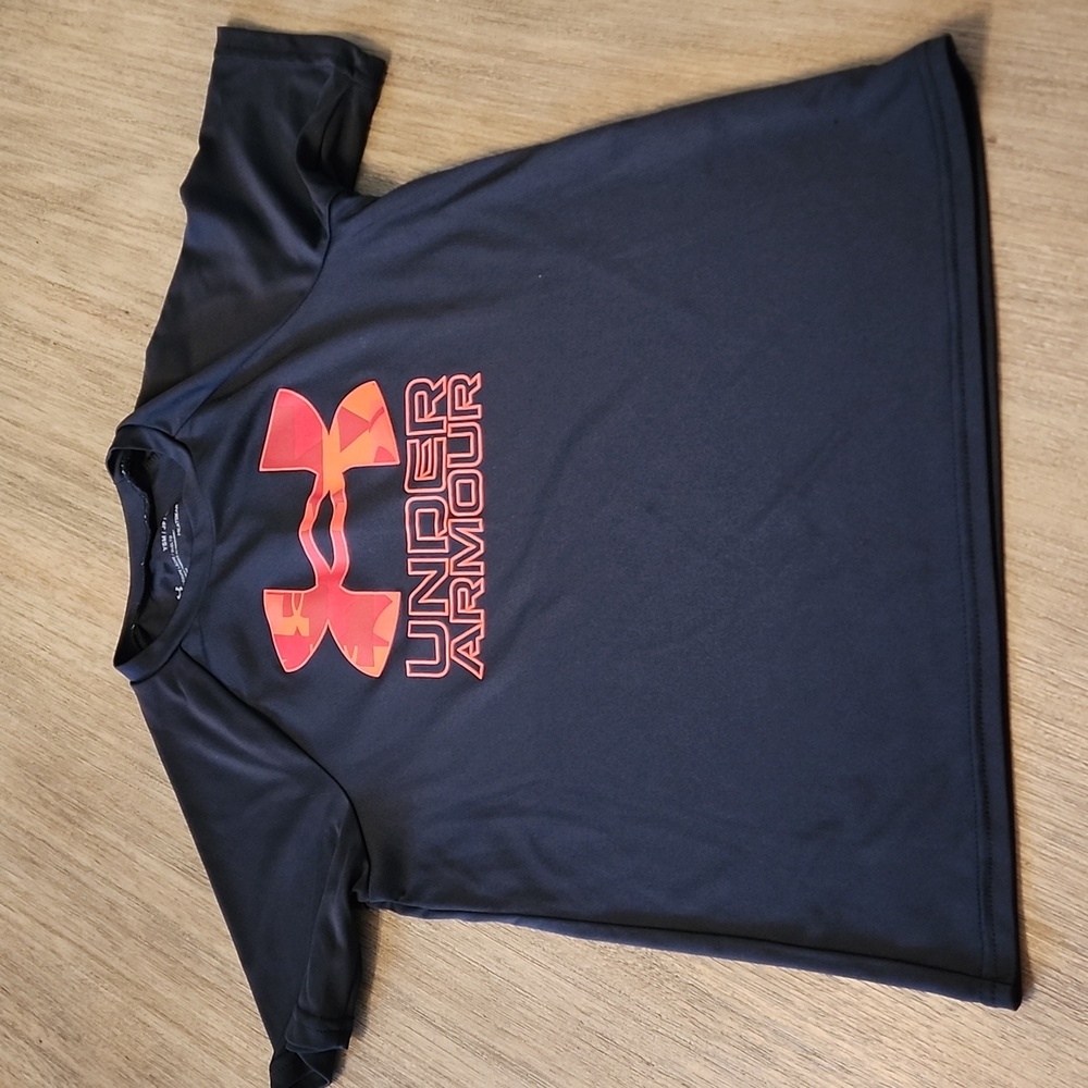 Boys Under Armour shirt